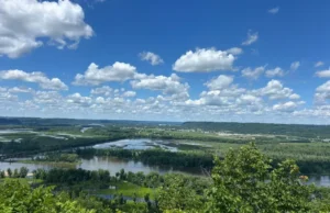 Sentinel-Ridge-Trail-in-Wyalusing-State-Park (1) (2)