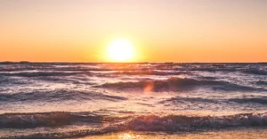 Sunset-Views-and-Sandy-Shores-in-Ludington